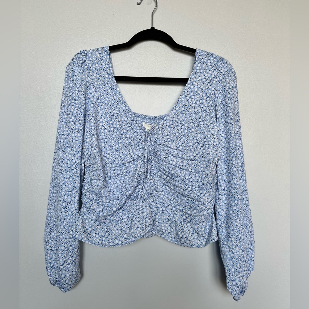 NWT H&M Floral Long Sleeve Shirt Size Medium